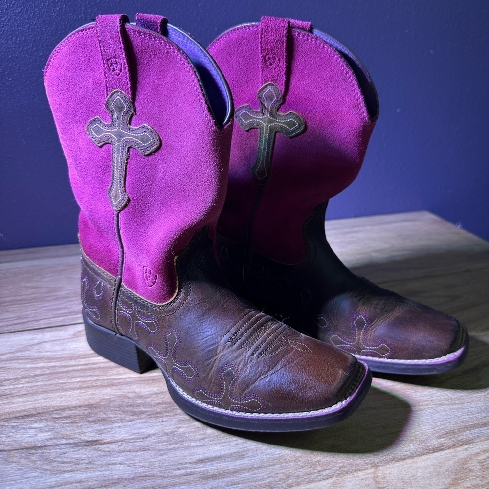 Ariat Fuchsia and Brown Western Boots - Picture 6 of 12
